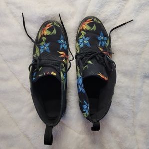 dr martens daytona desert boot | size 9